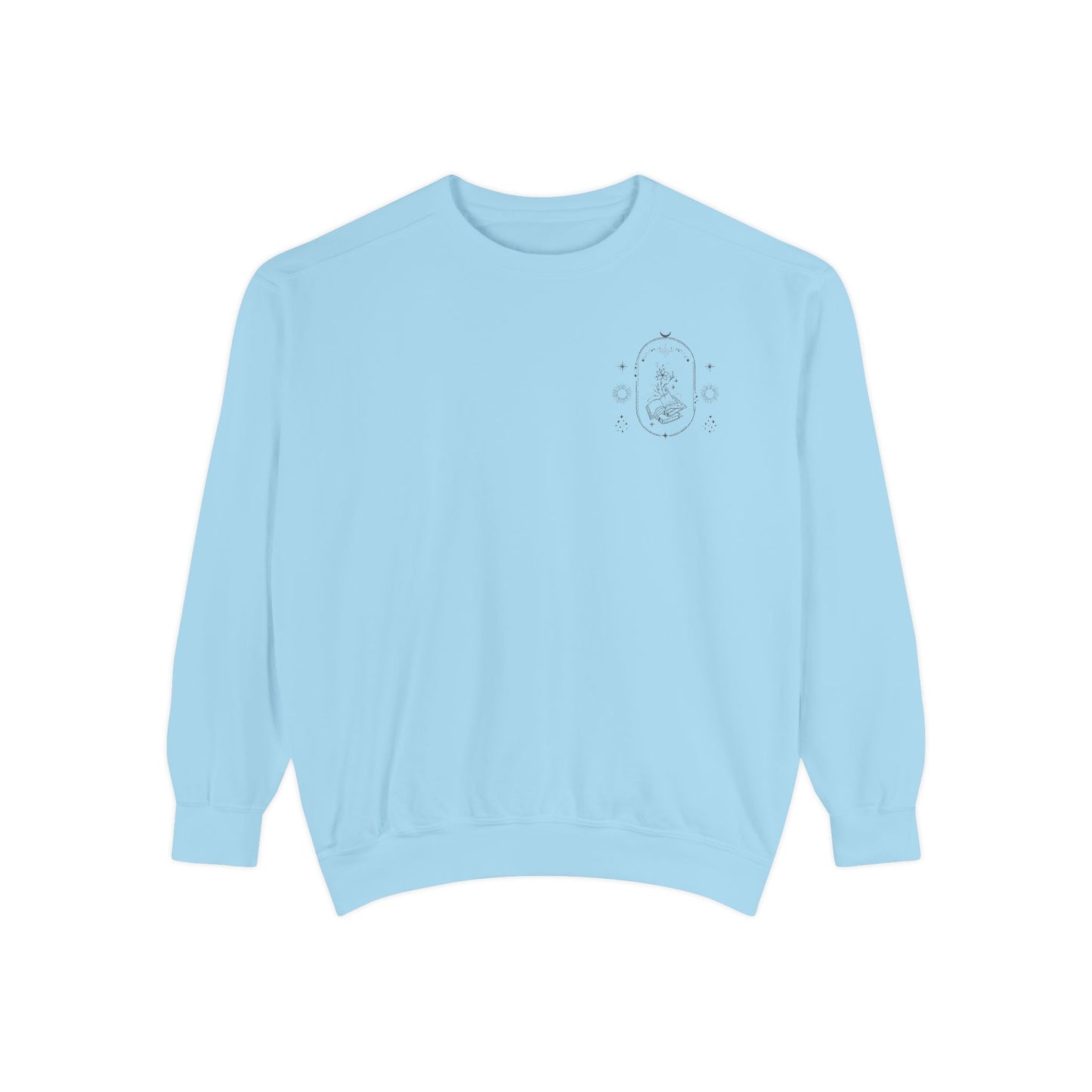 Book Lover Sweatshirt - 'A Book a Day Keeps the Chisme Away'