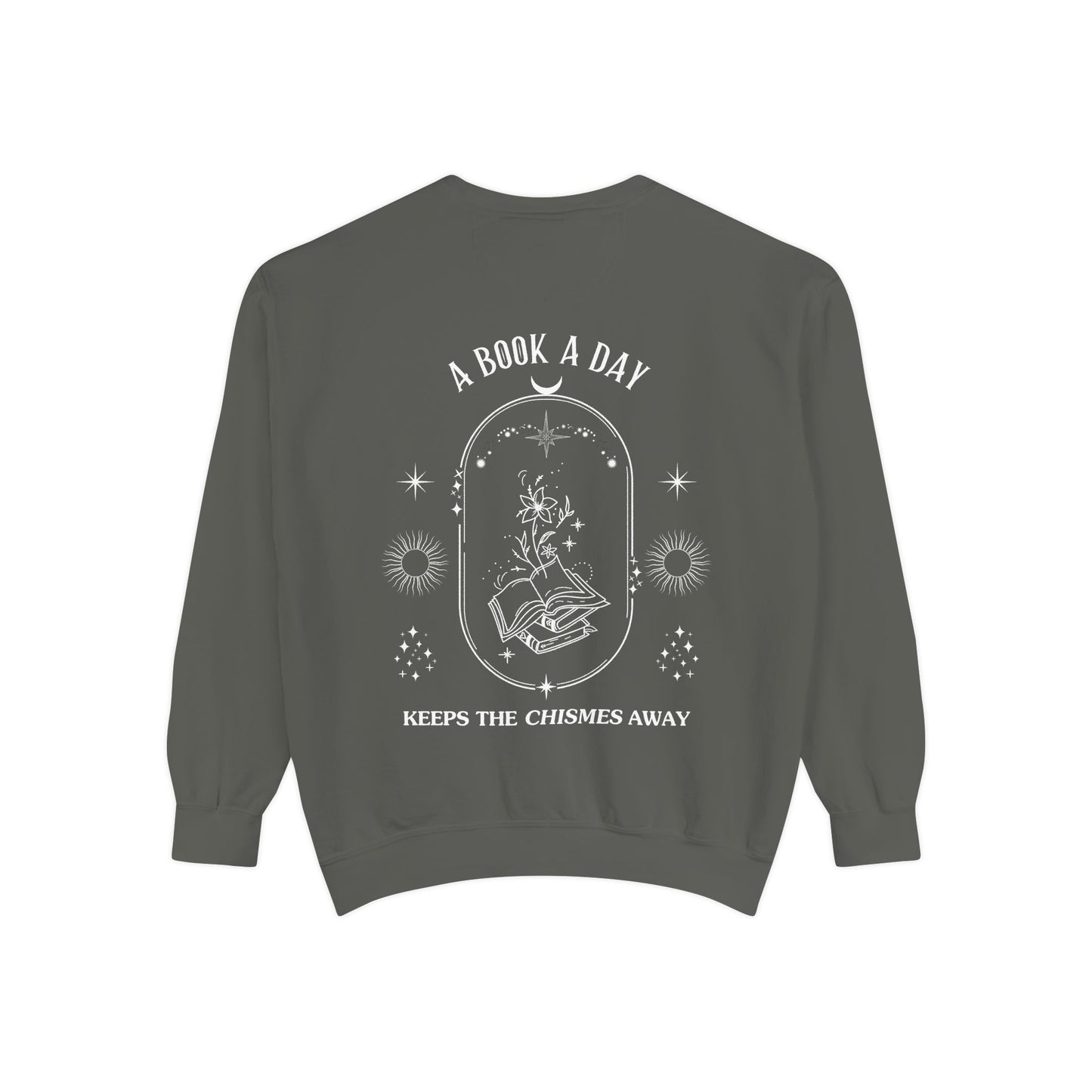 Book Lover Sweatshirt - 'A Book a Day Keeps the Chisme Away'