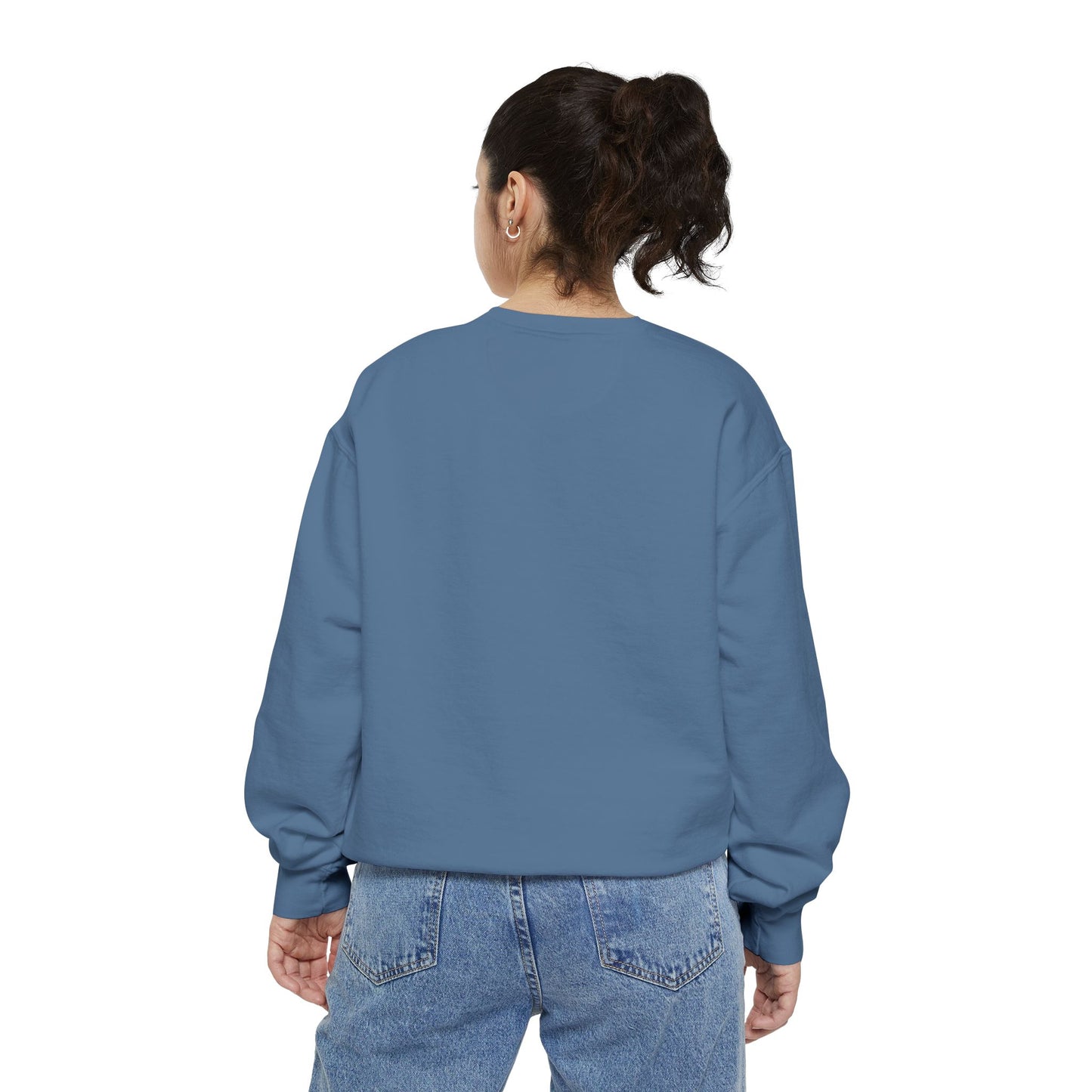 Sweatshirt - Cafecito & Chill with Catrina Drinking Coffee Design