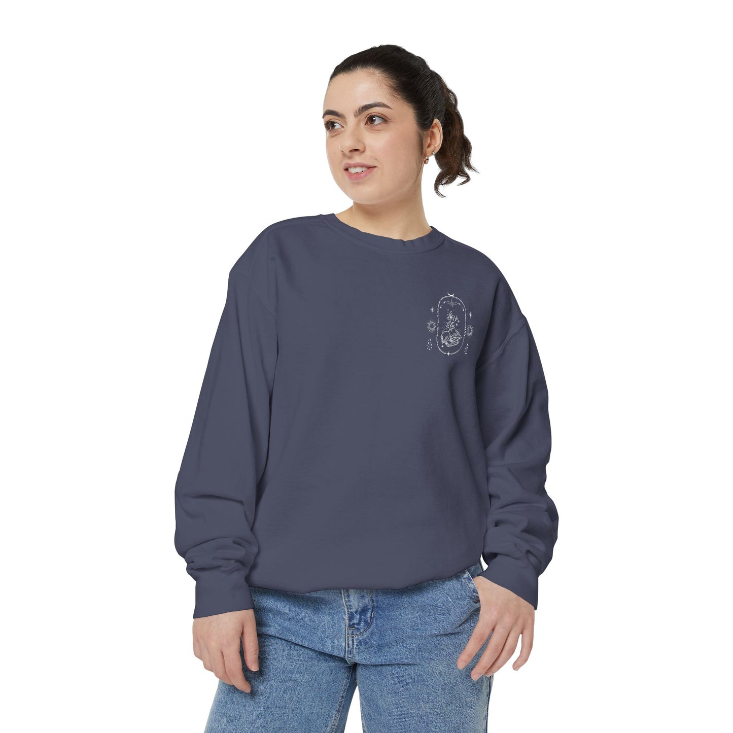 Book Lover Sweatshirt - 'A Book a Day Keeps the Chisme Away'