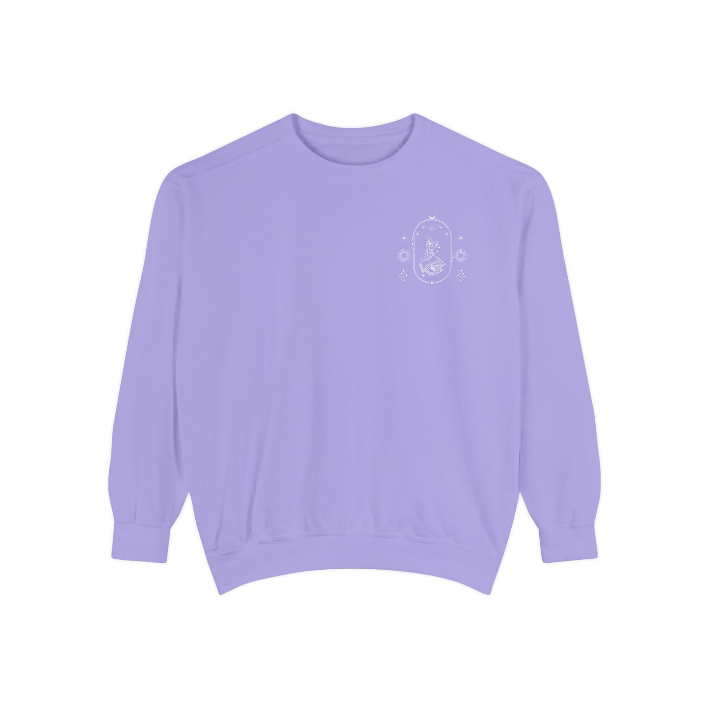 Book Lover Sweatshirt - 'A Book a Day Keeps the Chisme Away'