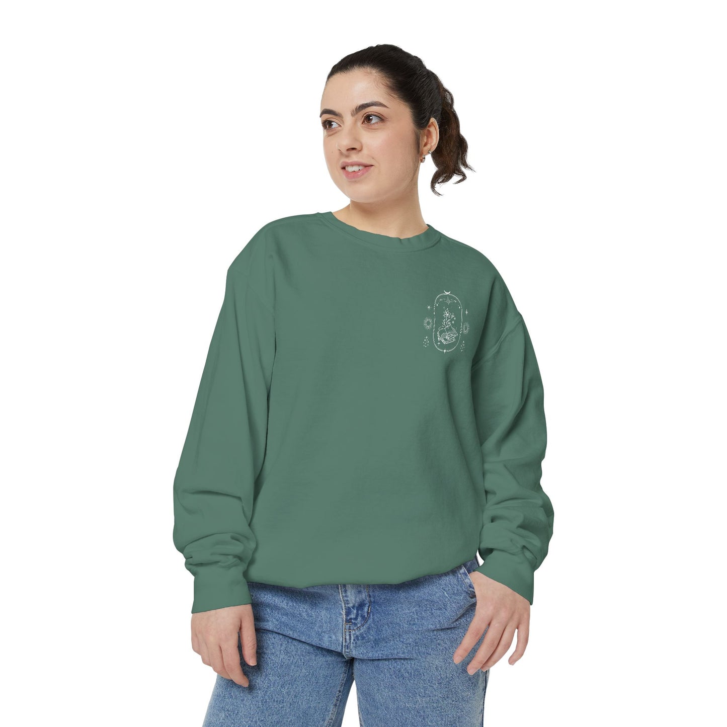 Book Lover Sweatshirt - 'A Book a Day Keeps the Chisme Away'
