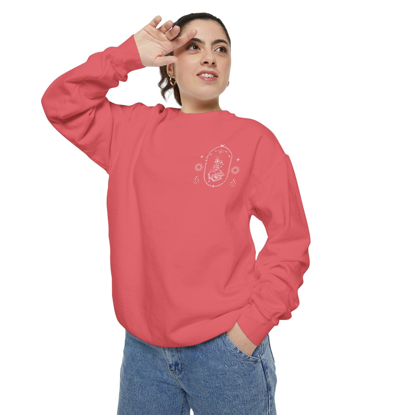 Book Lover Sweatshirt - 'A Book a Day Keeps the Chisme Away'