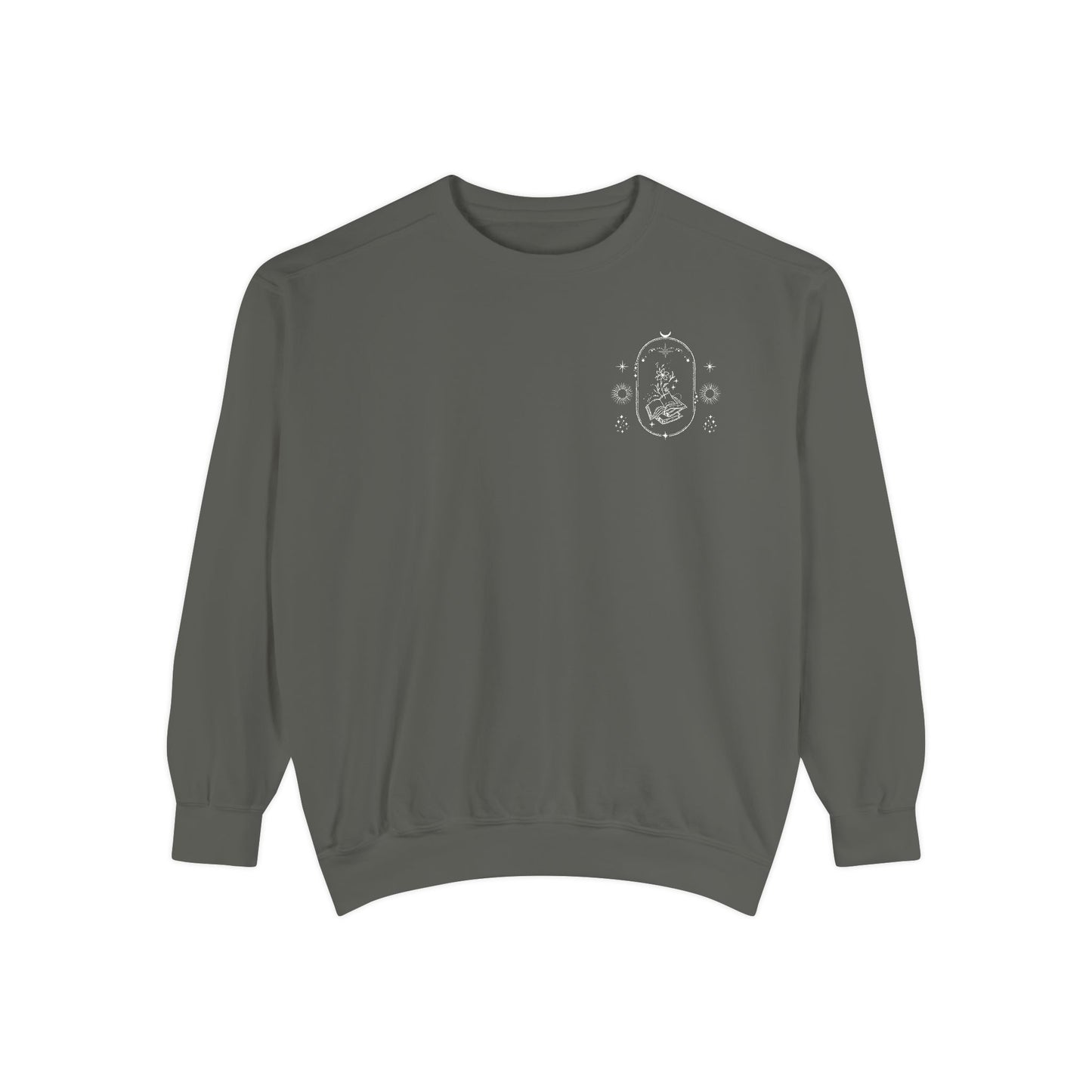 Book Lover Sweatshirt - 'A Book a Day Keeps the Chisme Away'