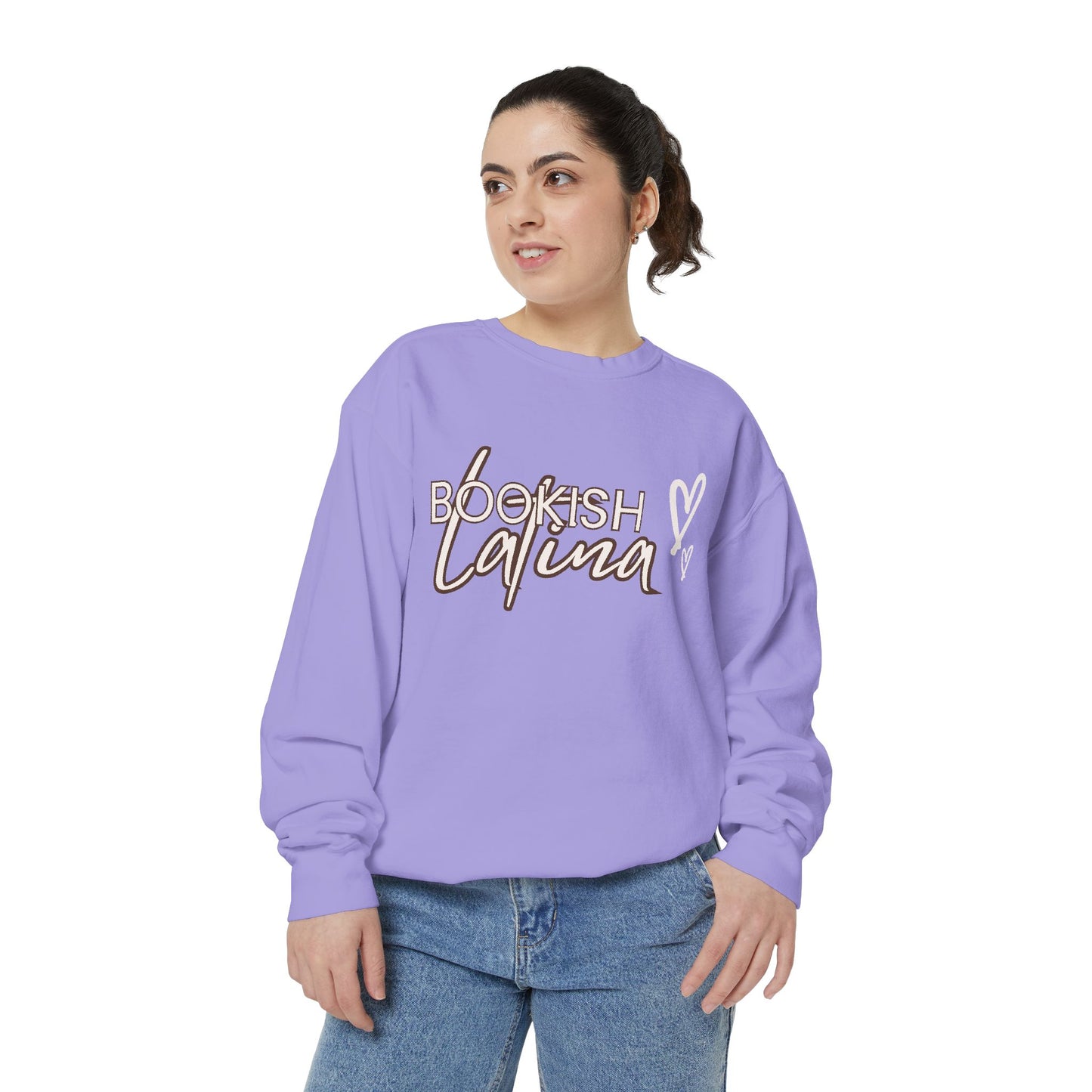 Bookish Latina Sweatshirt- with hearts design