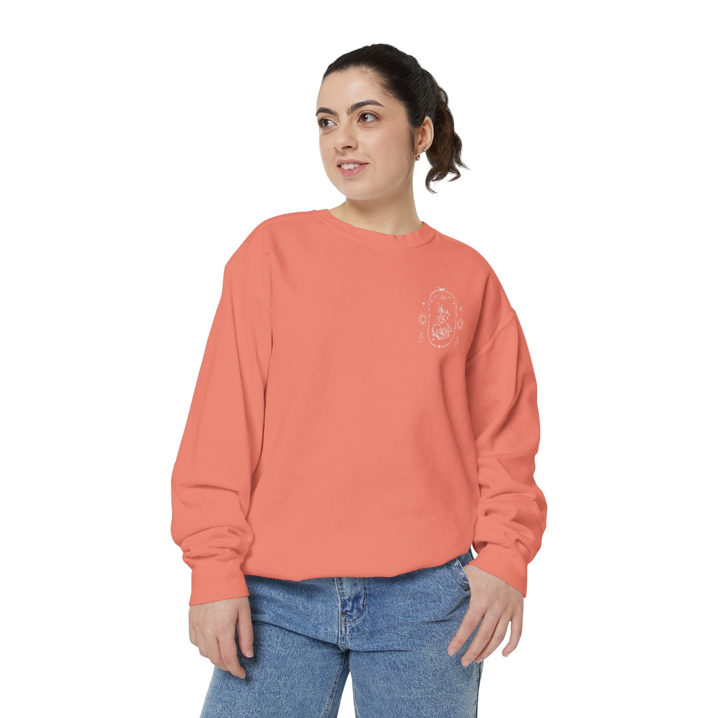 Book Lover Sweatshirt - 'A Book a Day Keeps the Chisme Away'