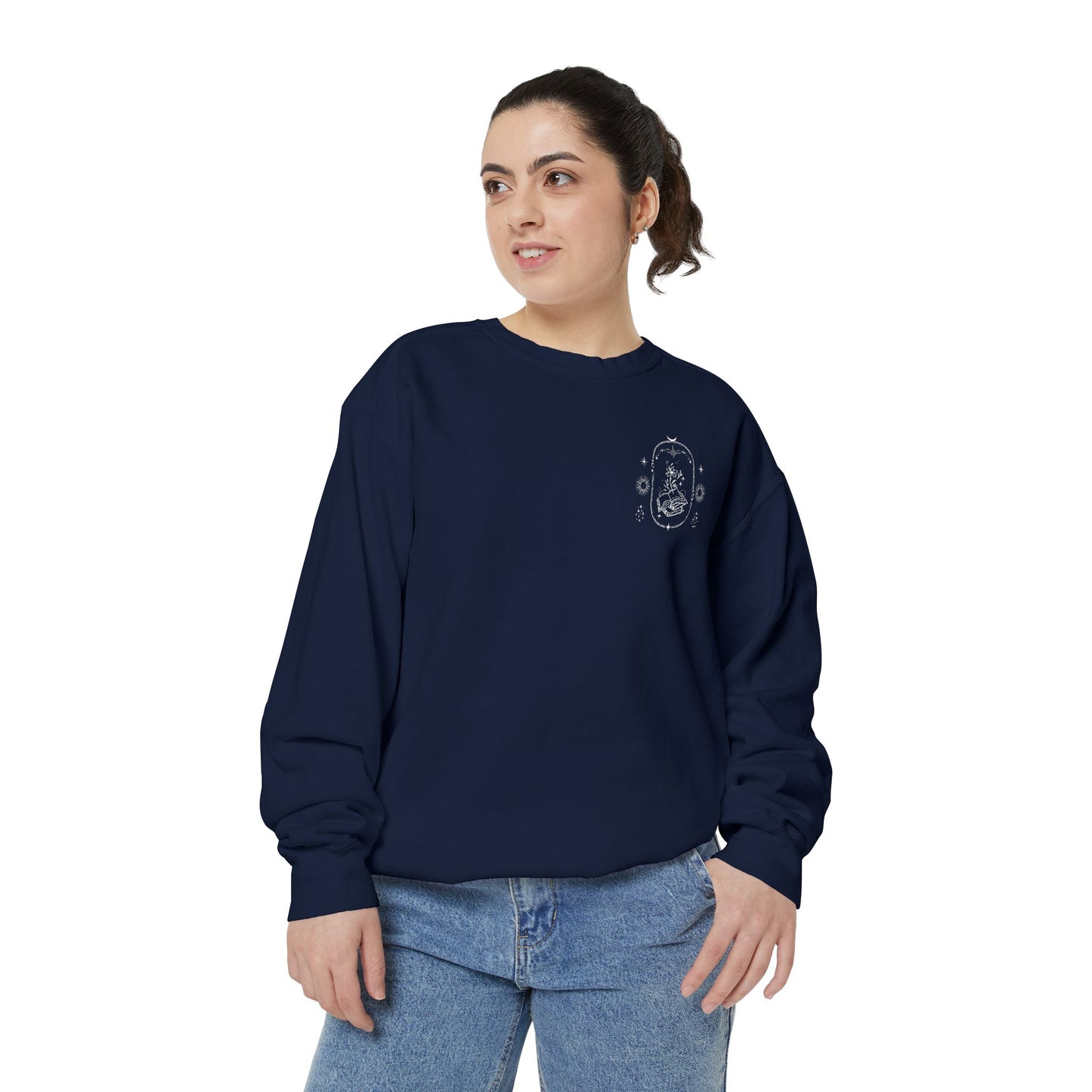 Book Lover Sweatshirt - 'A Book a Day Keeps the Chisme Away'