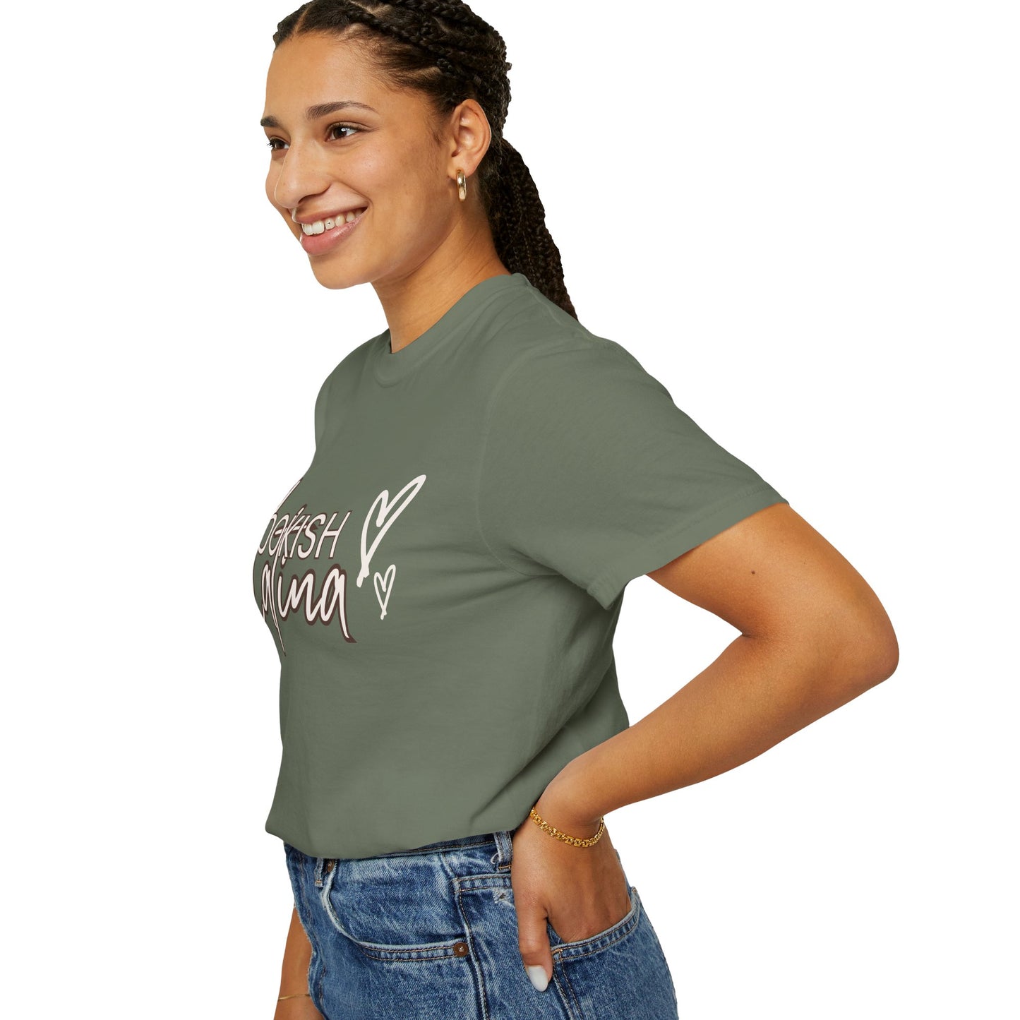 Bookish Latina Unisex T-Shirt- with hearts design
