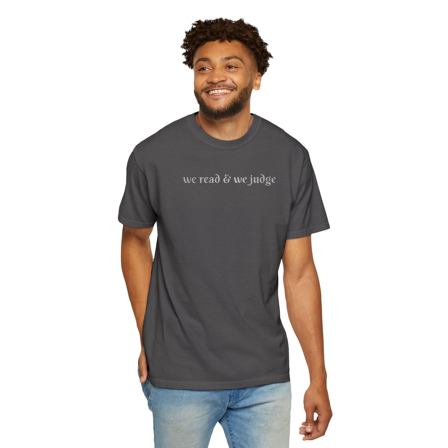 We read and we judge T-Shirt