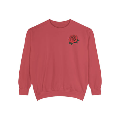 Skull and Roses Sweatshirt - Amor Eterno Design