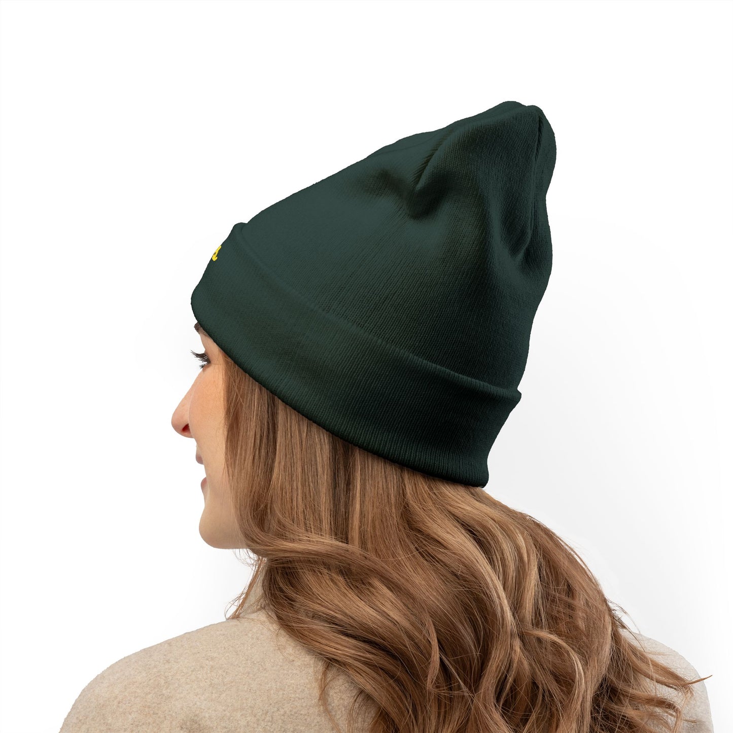 Beanie Hat Embroidered with raíces