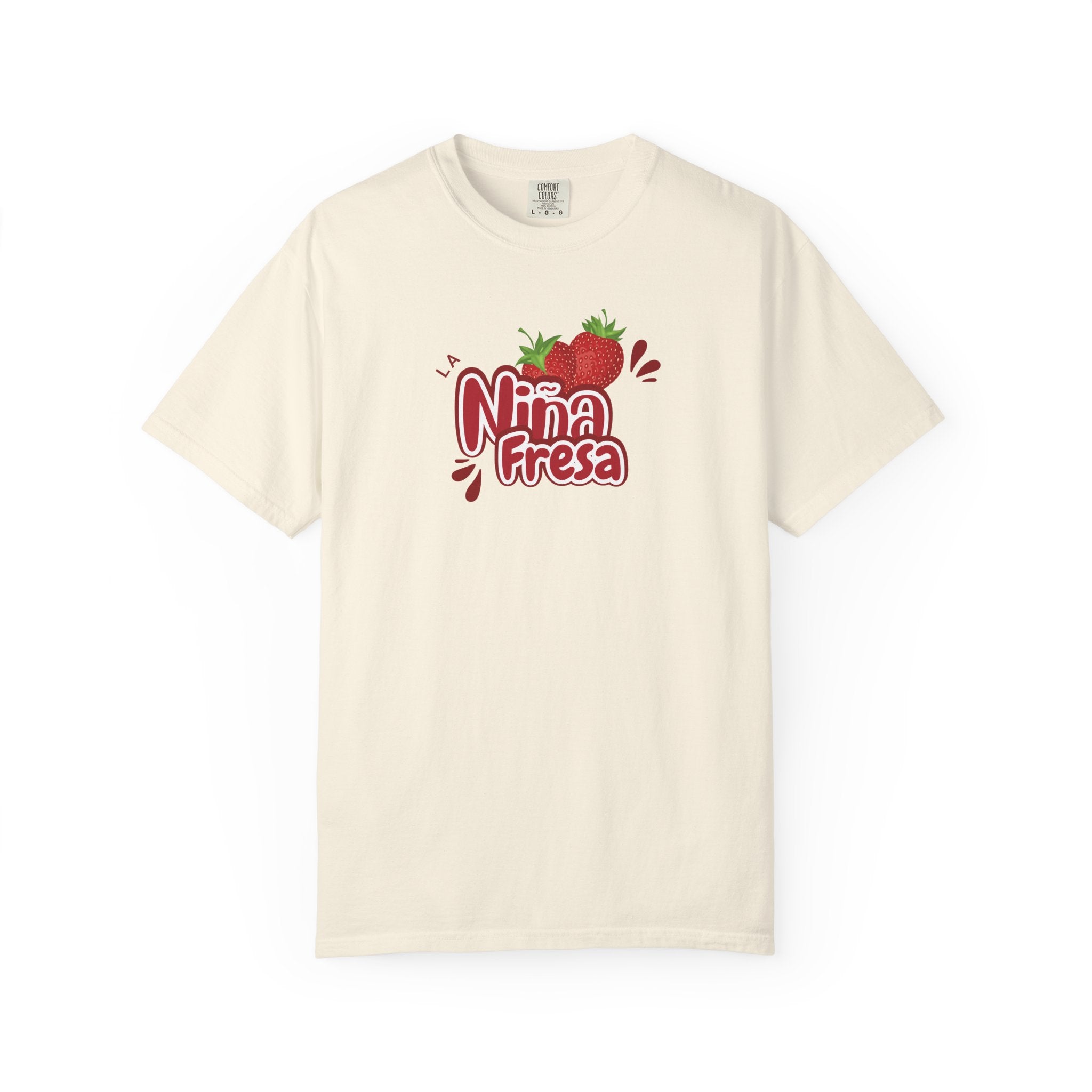 La Niña Fresa T-shirt — Playful Spanish Phrase Graphic Tee