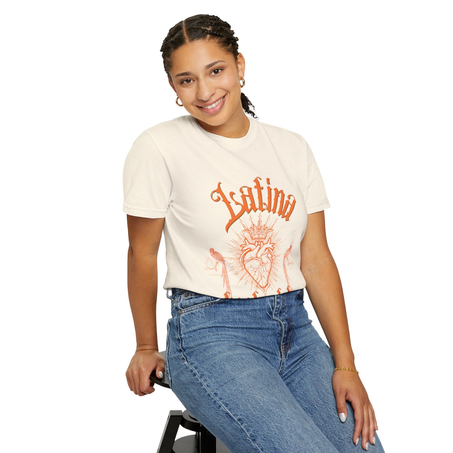 Latina Book Club T-shirt with Heart Anatomy Design