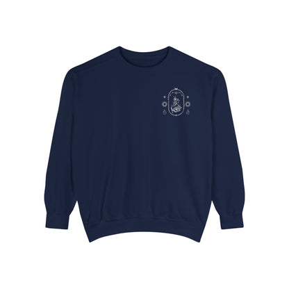Book Lover Sweatshirt - 'A Book a Day Keeps the Chisme Away'