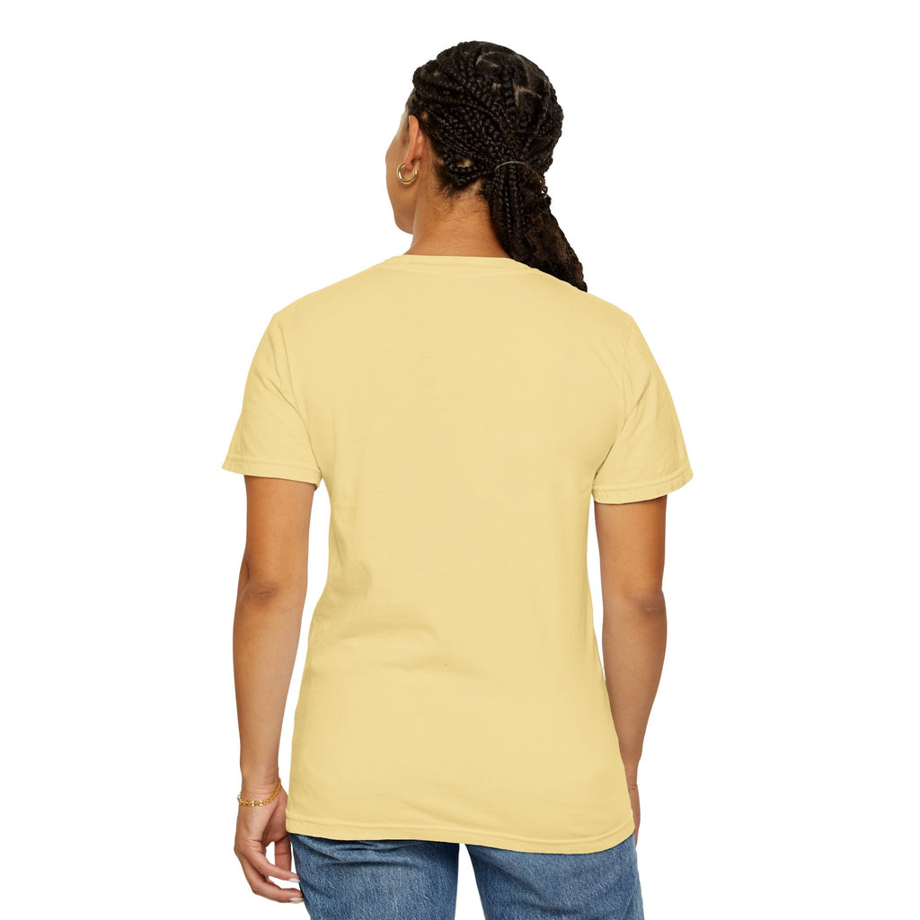 We read and we judge T-Shirt