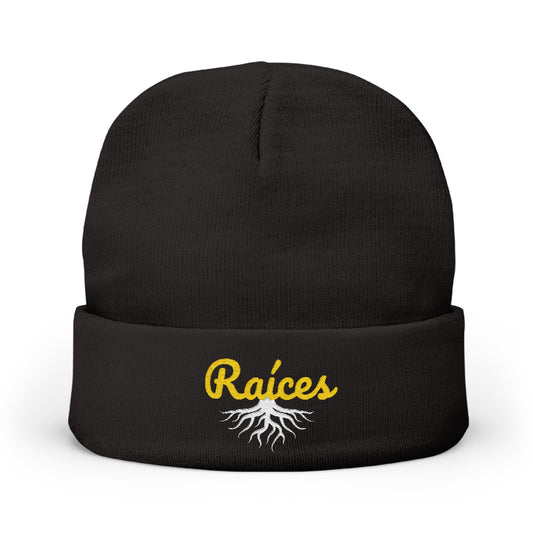 Beanie Hat Embroidered with raíces