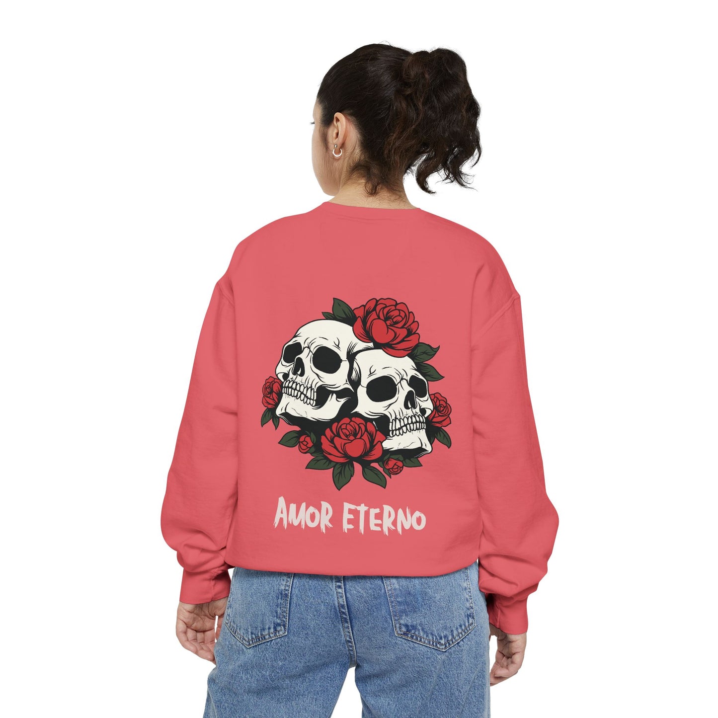 Skull and Roses Sweatshirt - Amor Eterno Design
