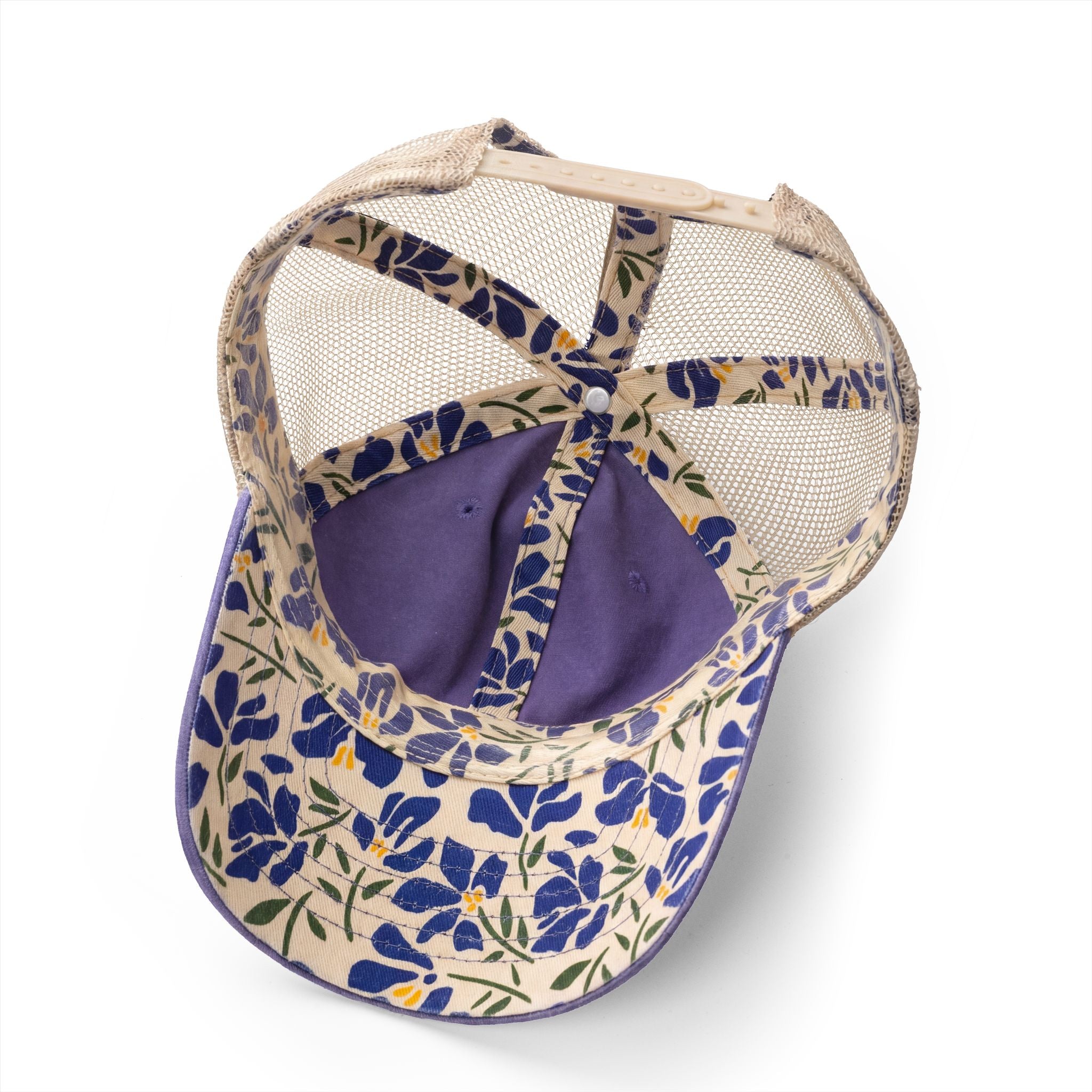 Bookish Mami- Women's Washed Mesh-Back Cap