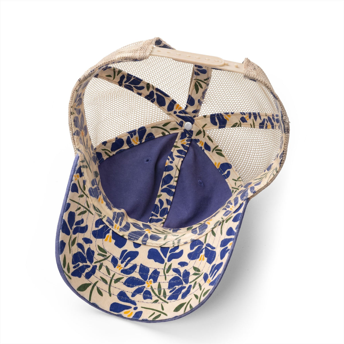 Bookish Mami- Women's Washed Mesh-Back Cap