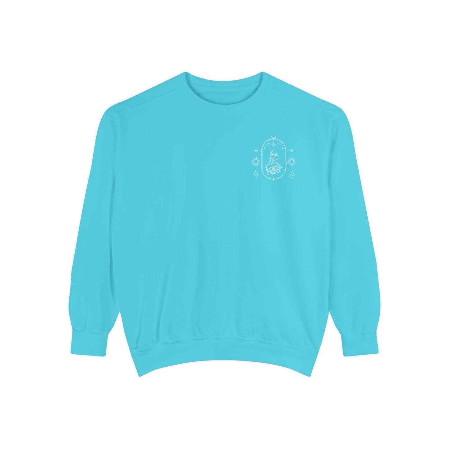 Book Lover Sweatshirt - 'A Book a Day Keeps the Chisme Away'