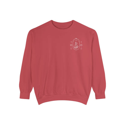 Book Lover Sweatshirt - 'A Book a Day Keeps the Chisme Away'