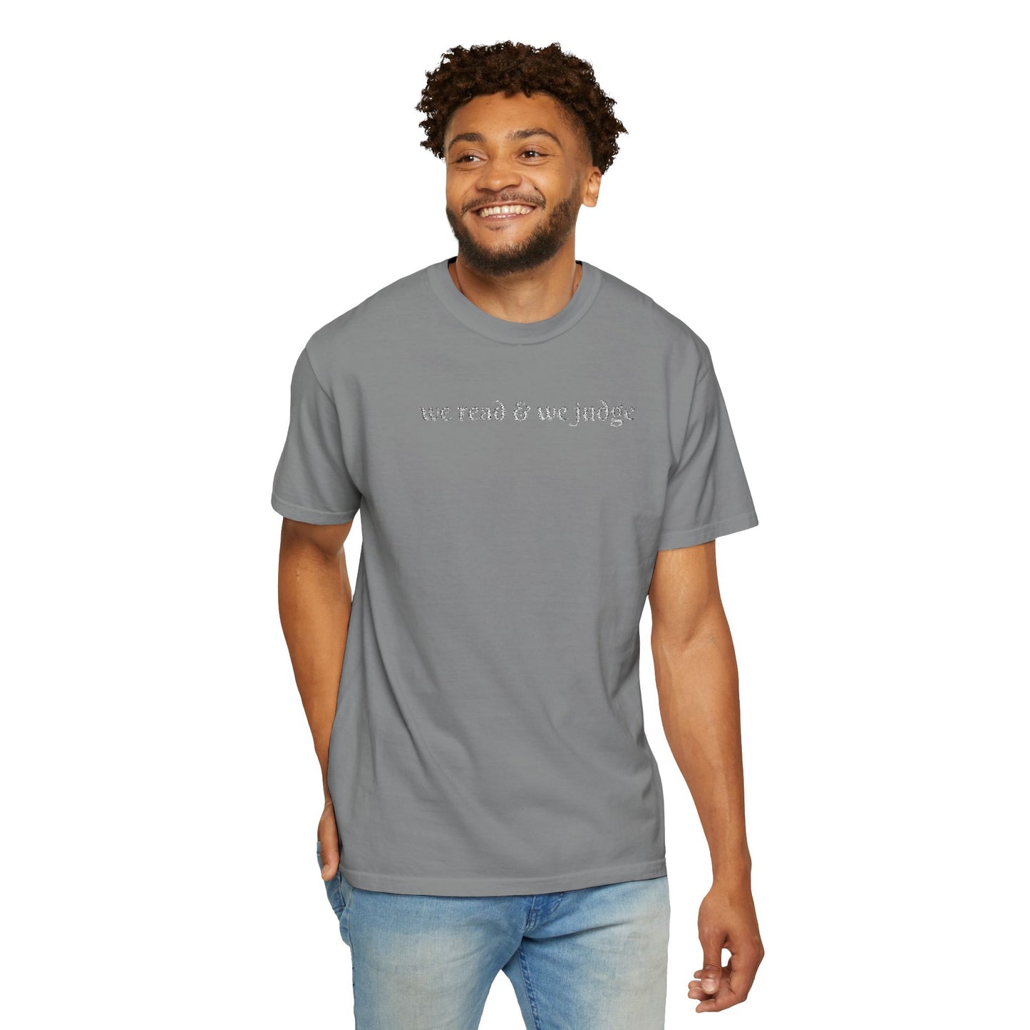 We read and we judge T-Shirt